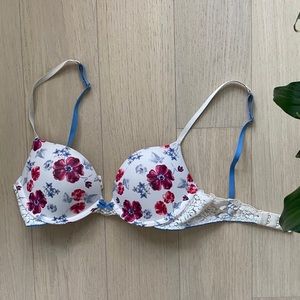 Gilly Hicks Push Up Floral Bra